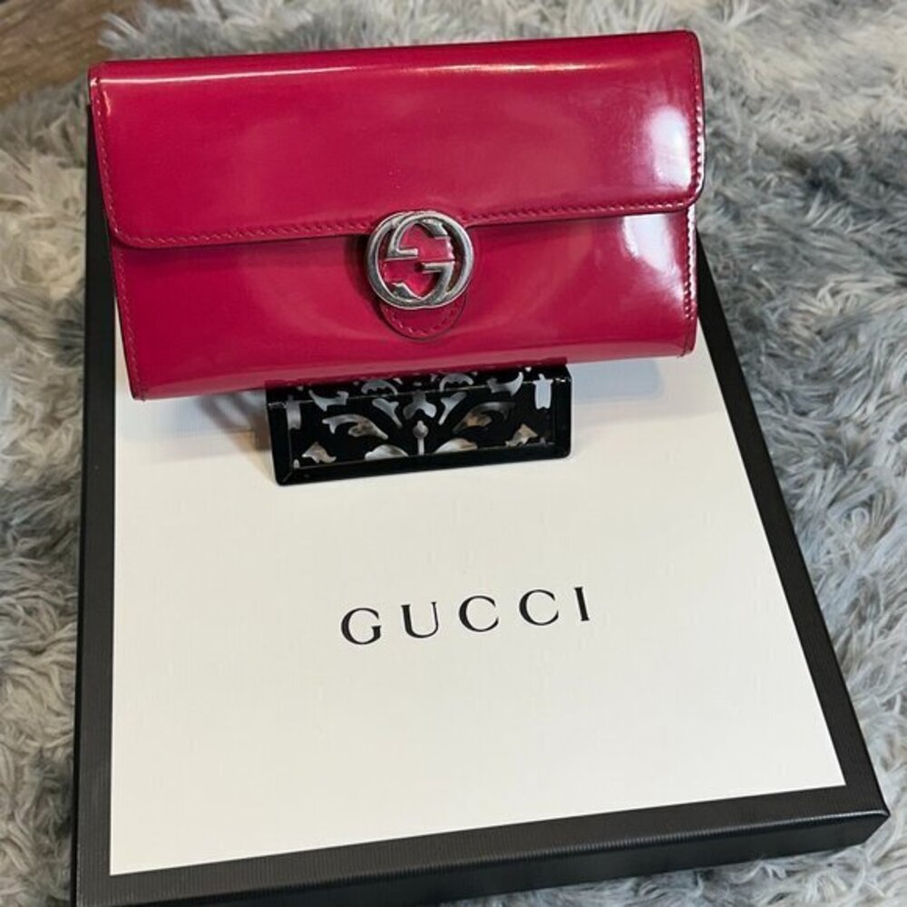 GUCCI GG INTERLOCKING CLUTCH / BEAUTIFUL SHADE OF PINK! EUC